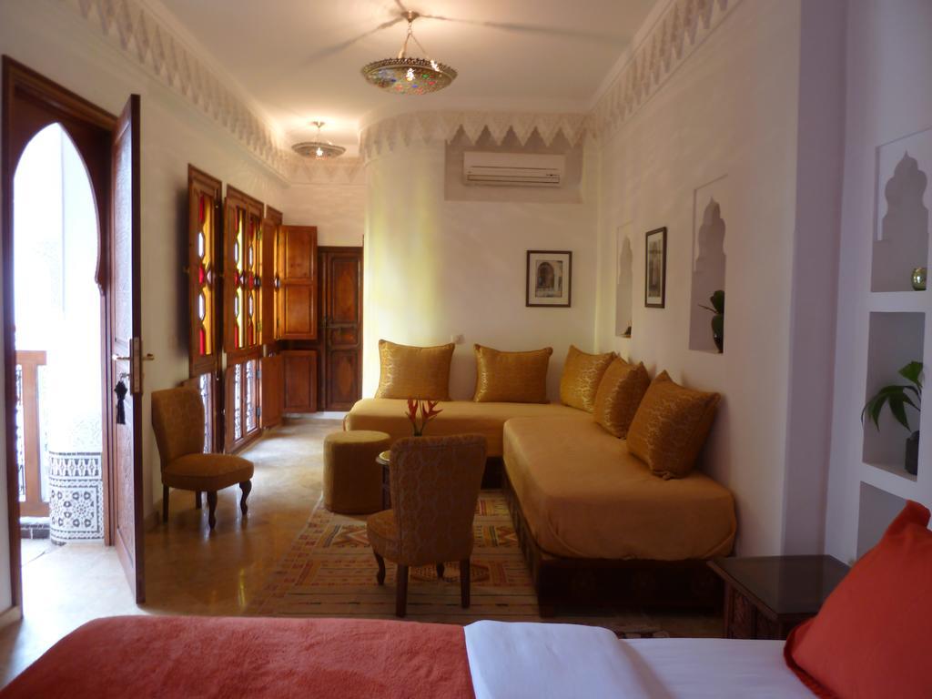 Riad Viva Marakeş Dış mekan fotoğraf A suite at the hotel