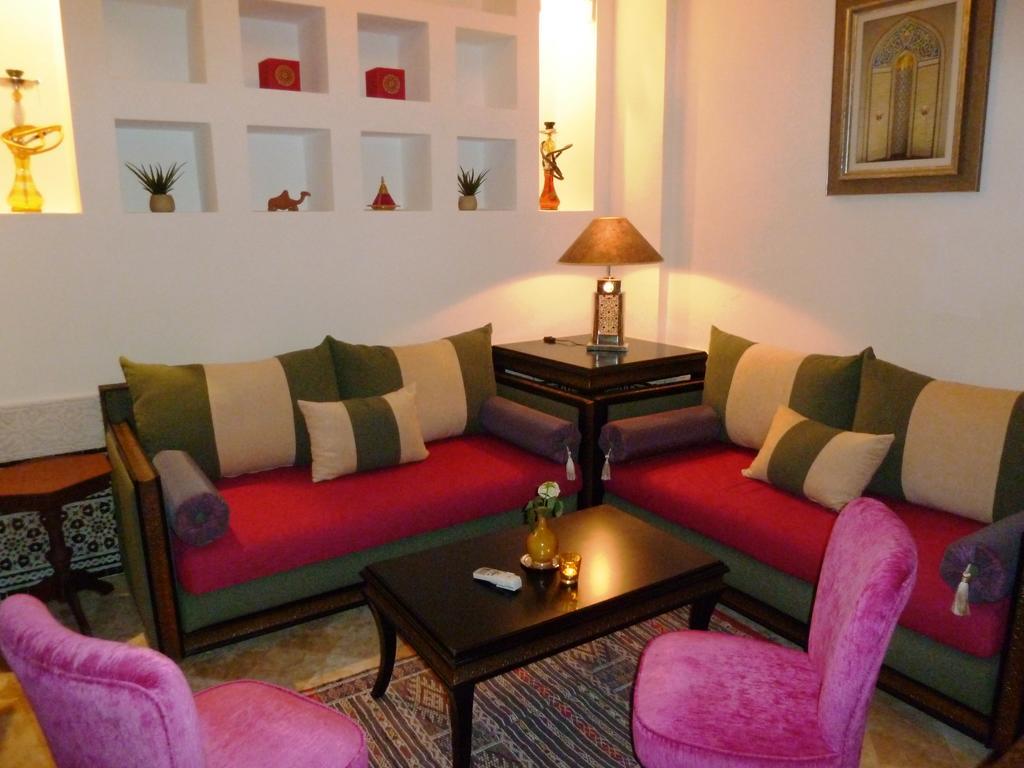 Riad Viva Marakeş Dış mekan fotoğraf A Moroccan salon