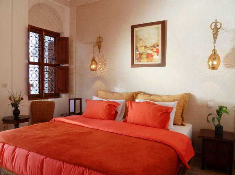 Riad Viva Marakeş Dış mekan fotoğraf A bedroom in the Riad